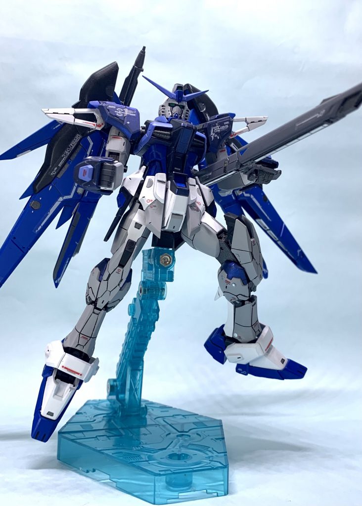 RGディスティニーガンダム–3枚目/制作者：甘食w