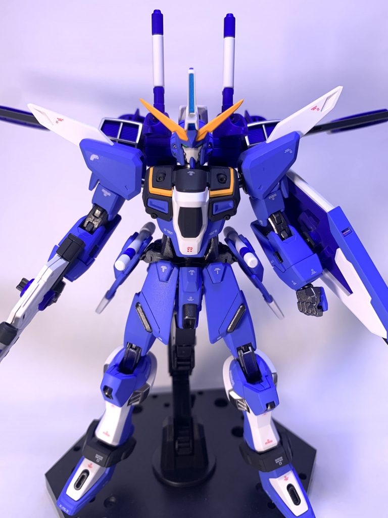 このキットはディテール少なくのっぺらした感じがあるので、コーションデカールで情報量を増やしました。もっと貼ってもよかったかも???