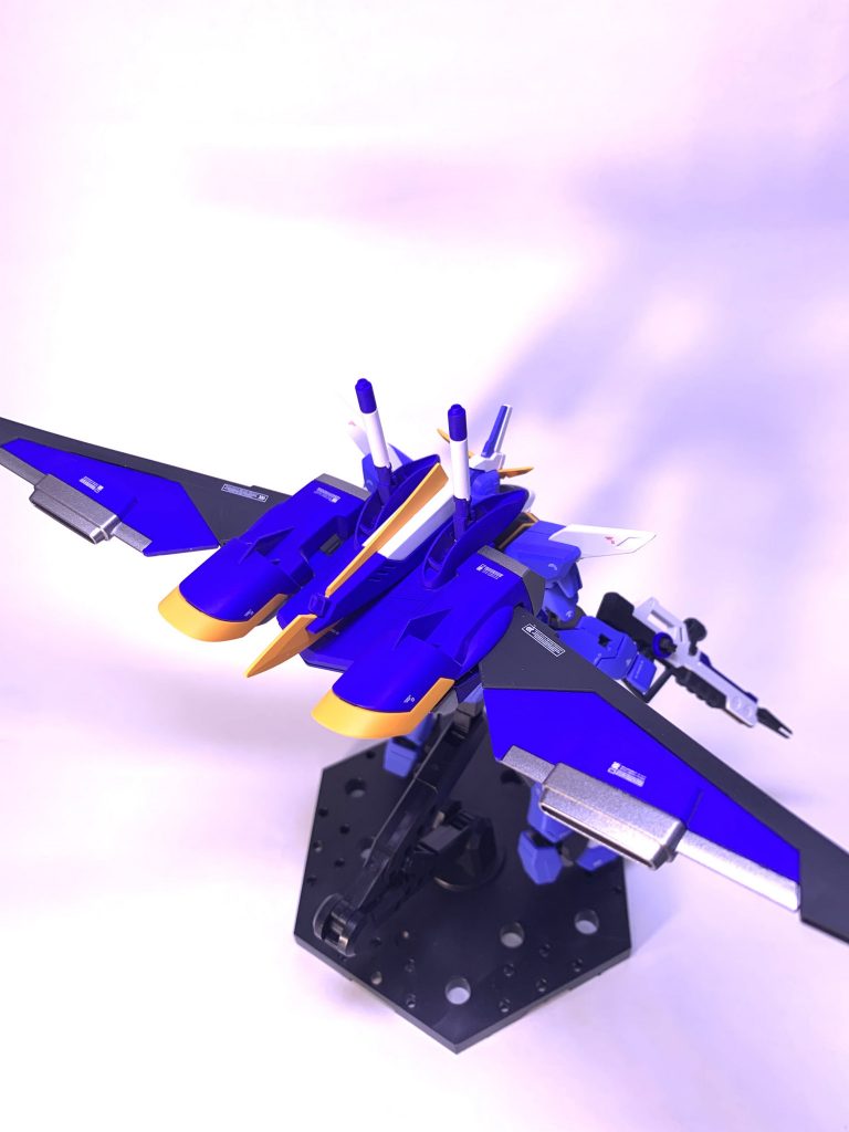 カメラだと色合いがイマイチ伝わってこないですね(T_T)うまく取るのが難しいです。