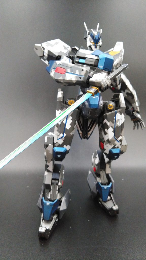 というわけで、境界戦機　メイレスケンブ良いキットでした。ガンプラが手に入りにくい昨今何故かお店にはたくさんあるので強くオススメです！