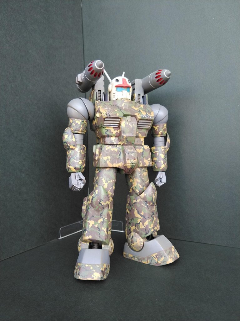 ガッシリした漢らしい肩幅🤭旧キットらしくて自分は好きです。