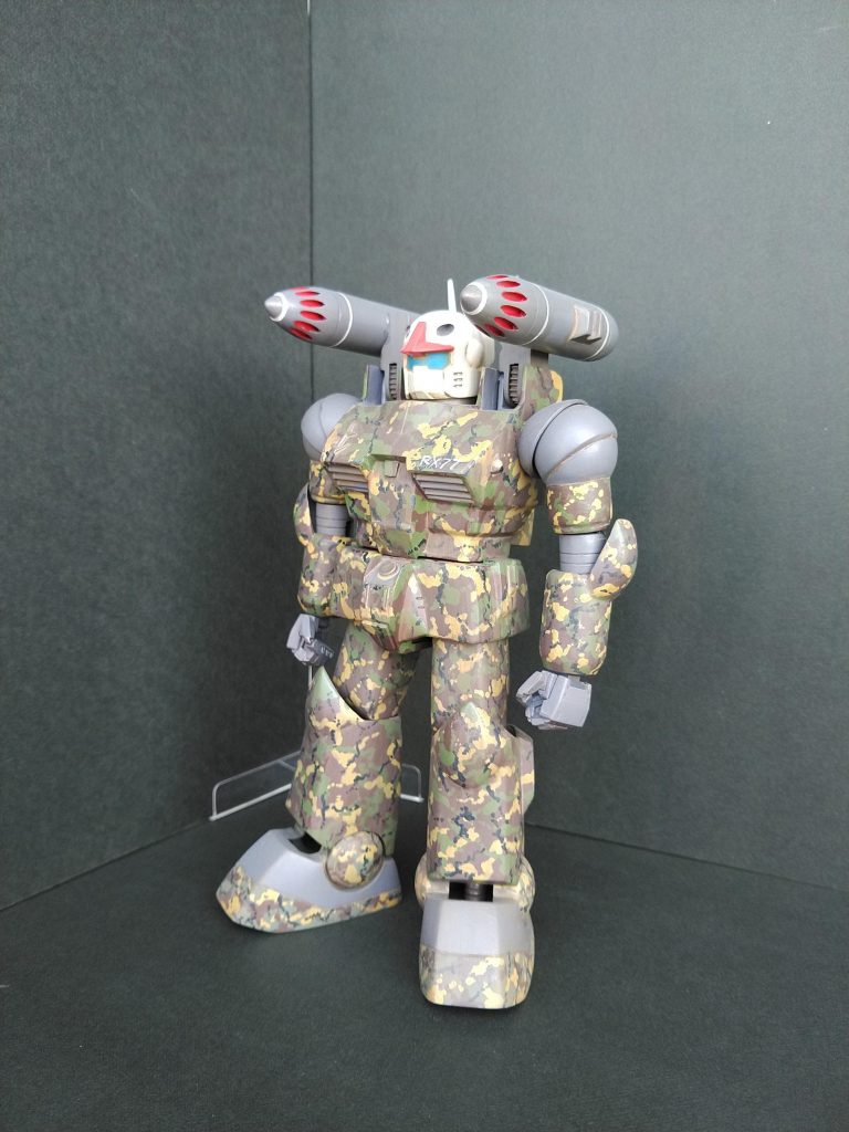 1/100キットはデカイから製作も大変でしたが、迫力がありますね。