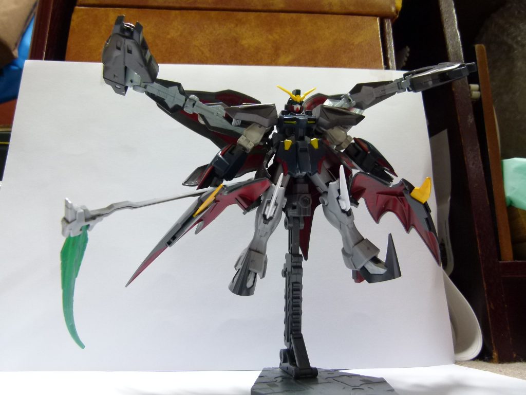 ハイドラ部分も部分塗装。肩のアームもキット通り、自在に展開可能。そして製作から11年が経ち、SDEXで再製作…