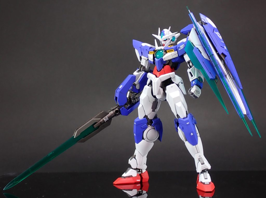 カラーリング（ガイアカラー）白：EXホワイト＋EXシルバー青：ロイヤルブライトブルー＋コバルトブルー赤：ローズブライトレッドフレーム：フレームメタリック１GNソード刃・レンズ等：蛍光ブルーグリーン