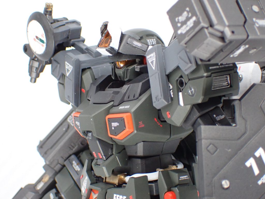 今回の反省点はスクラッチパーツの荒さが目立ったところ。それと本当ならもう少し盾部分を大きく見せたかったのだが制作時間が長くなりすぎたので控えめな作りとなった。あと写真の技術も向上していきたい。