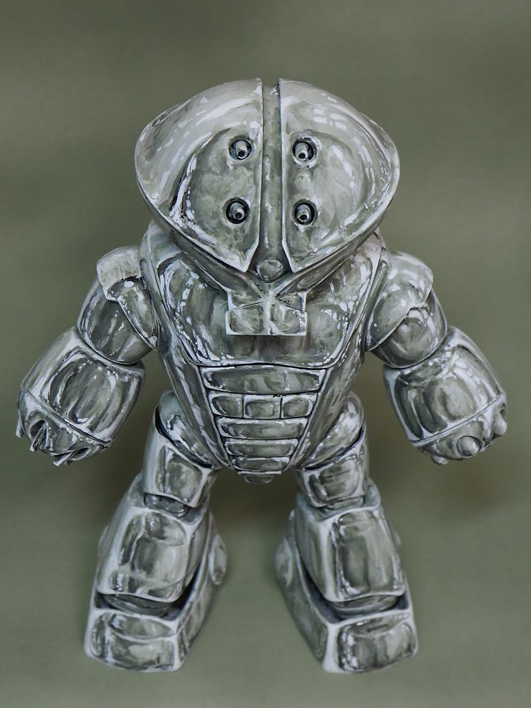 正面、真上方向からの画像もこの1枚しか無かったです。若干撮影時の色合いが違いますねぇ。