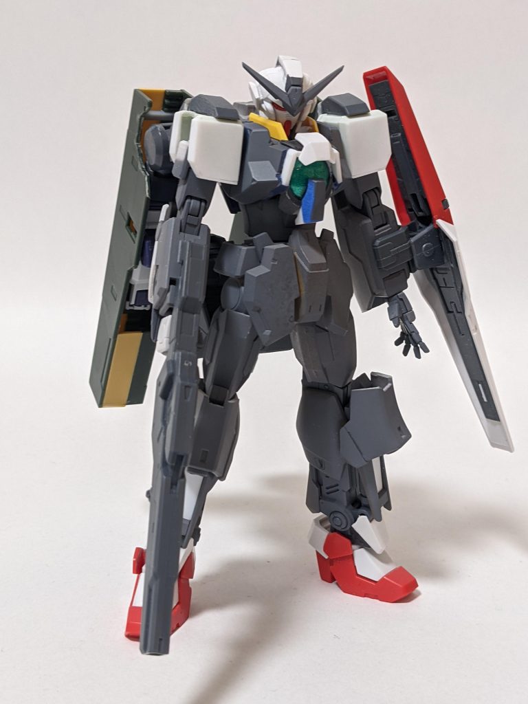 あらかた方向性が決まり、各所の微調整に入る手前です。このあと肩とサブアームは他の物に交換してます。