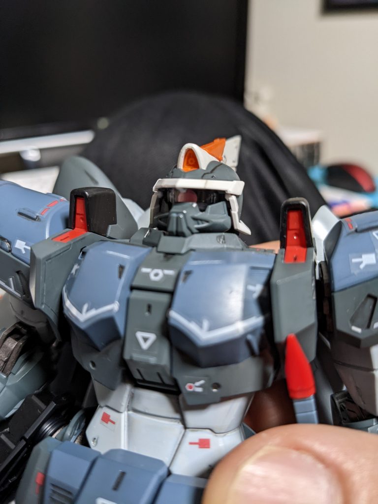 ゲルググ系の機体だと思ってるので、首は無くていいんじゃないかと（乱暴）ご覧いただきありがとうございました。