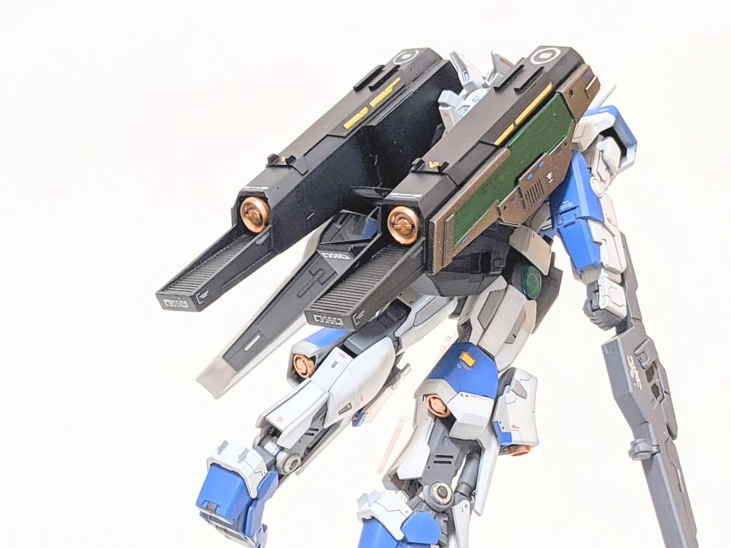 ゴールドとカッパーがいい感じに挿し色になってくれてるとおもいます。