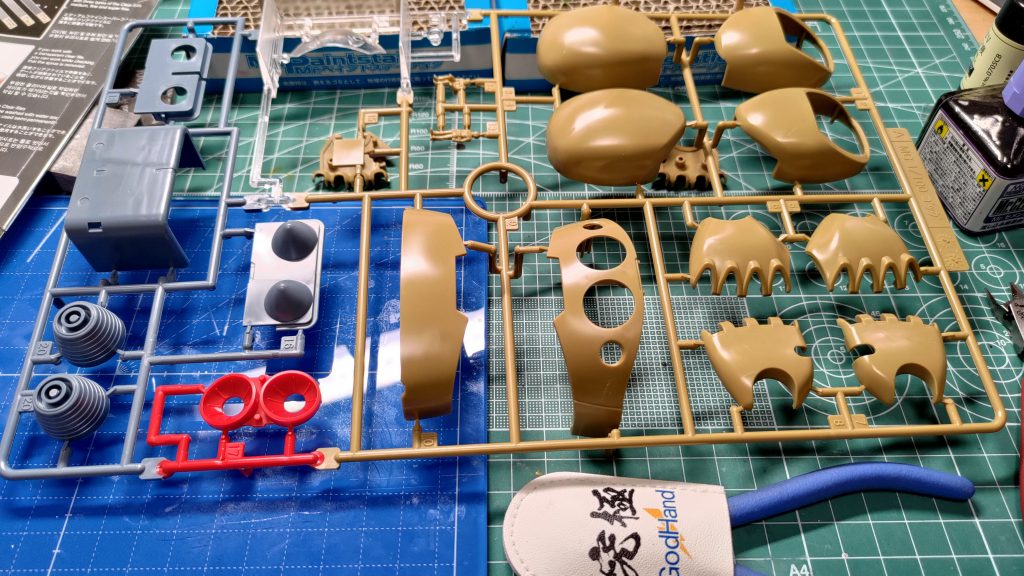 MGとは思えないパーツ数　ただし大きさはハンパないです