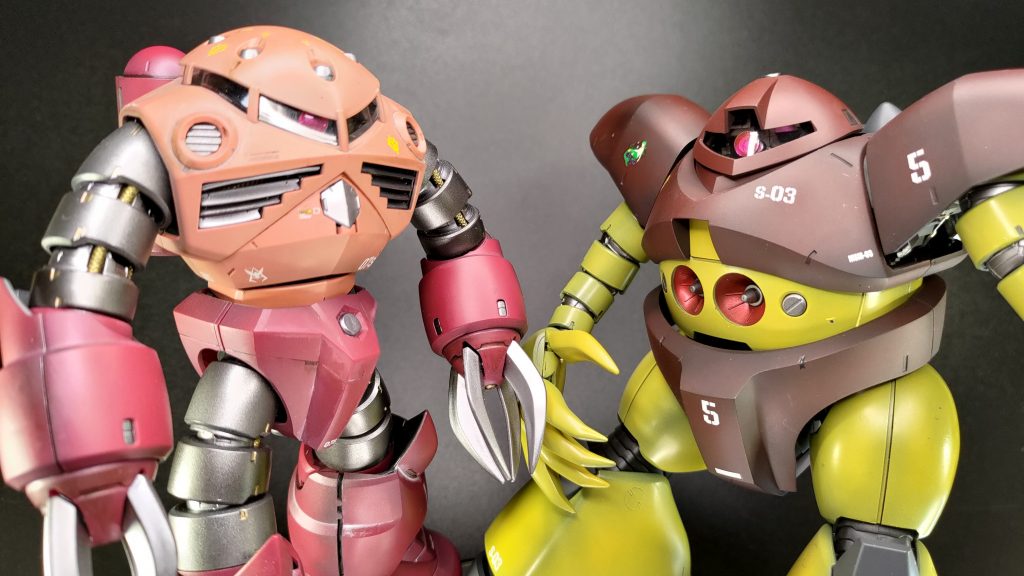 過去作のMGシャア専用ズゴックとのツーショット