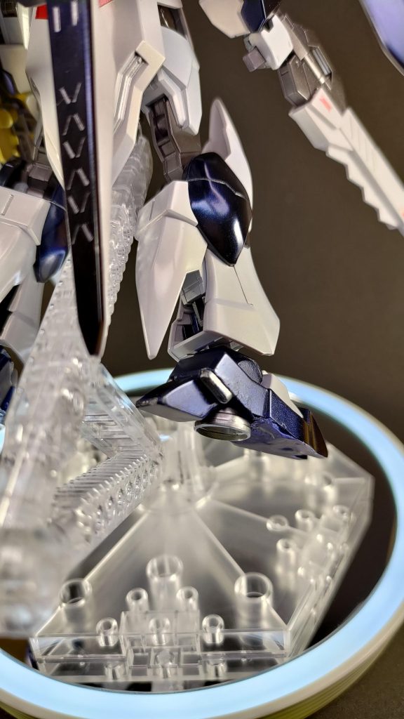 肉抜き穴地獄の足裏には本家っぽくバーニア追加