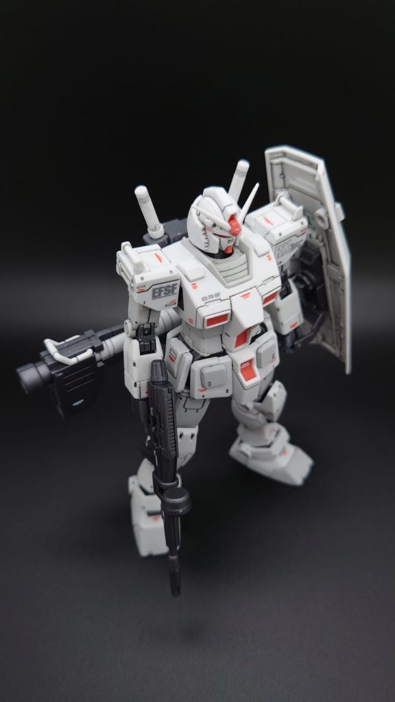 ガンダム Roll out colour–2枚目/制作者：LK