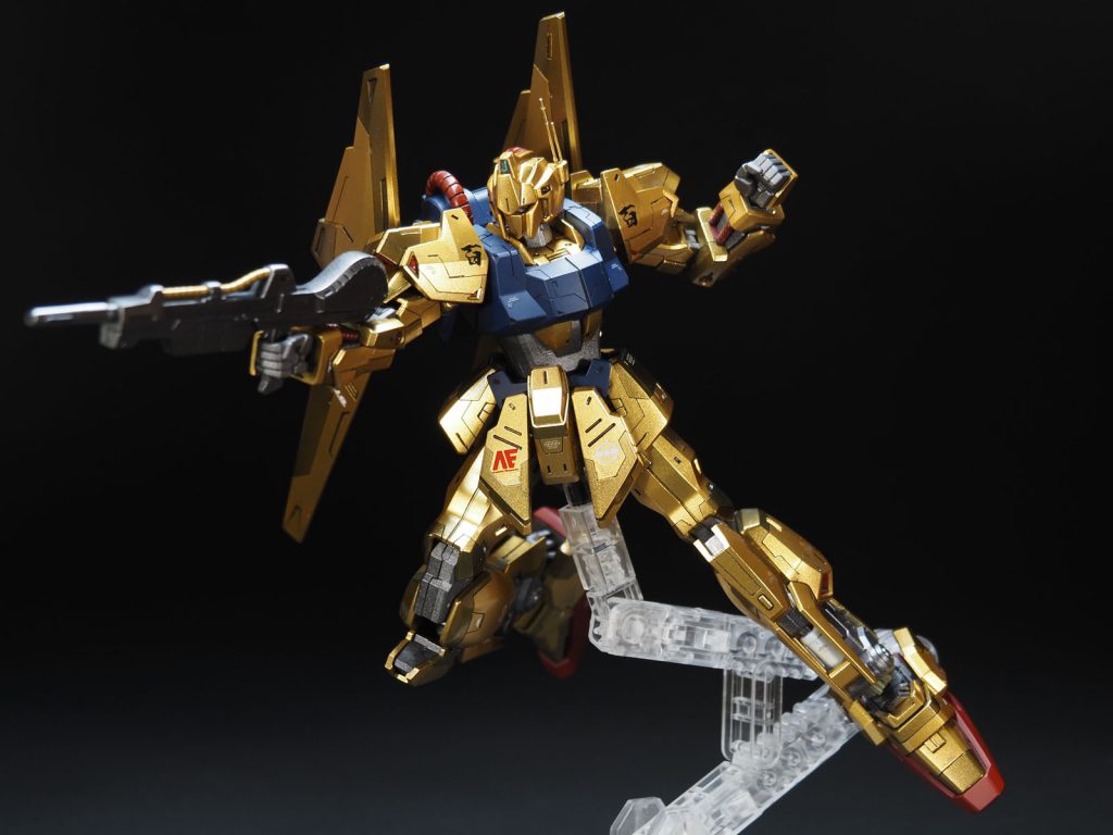 ポージングが苦手なので、説明書のポーズからその1。