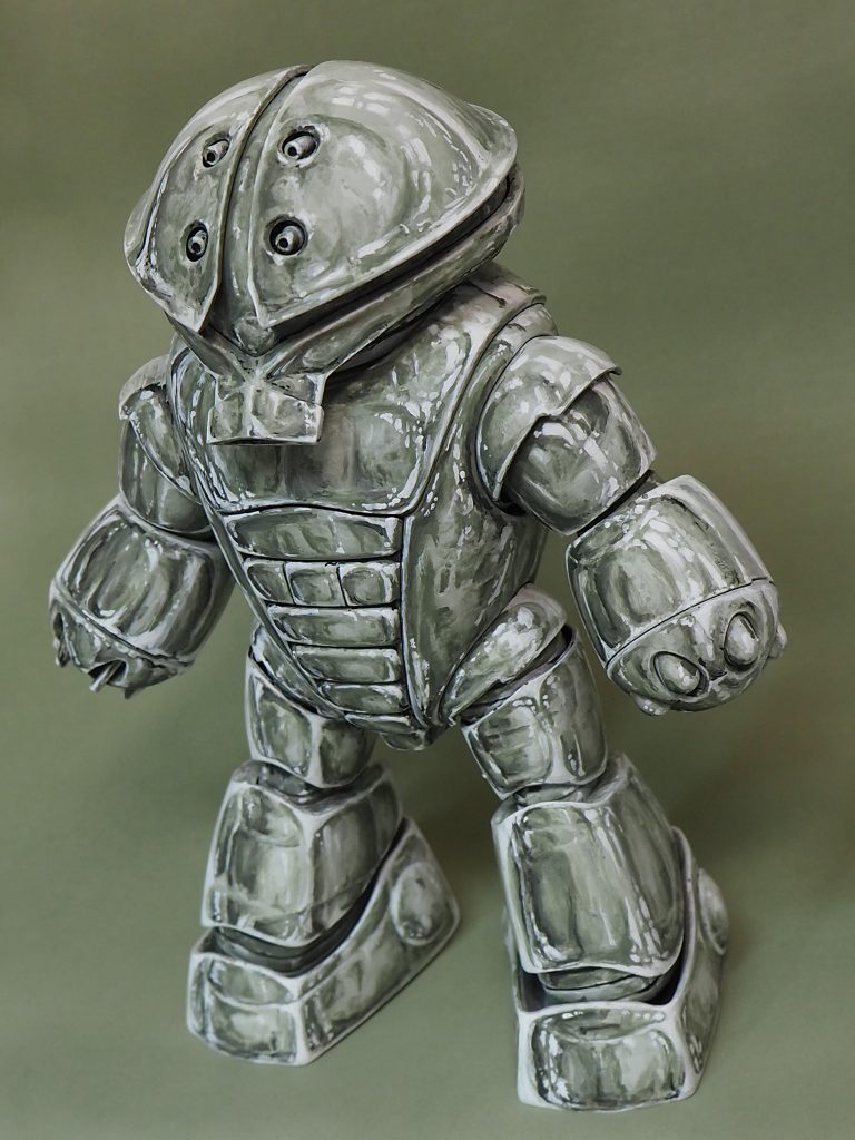 色合いが緑っぽいのは撮影用背景に使おうと思っていた背景紙が緑がかったグレーに見えたので、それに寄せたのですが…全然色合いが異なってしまったので結局、使った塗料で背景紙を自作塗装しました(-_-;)