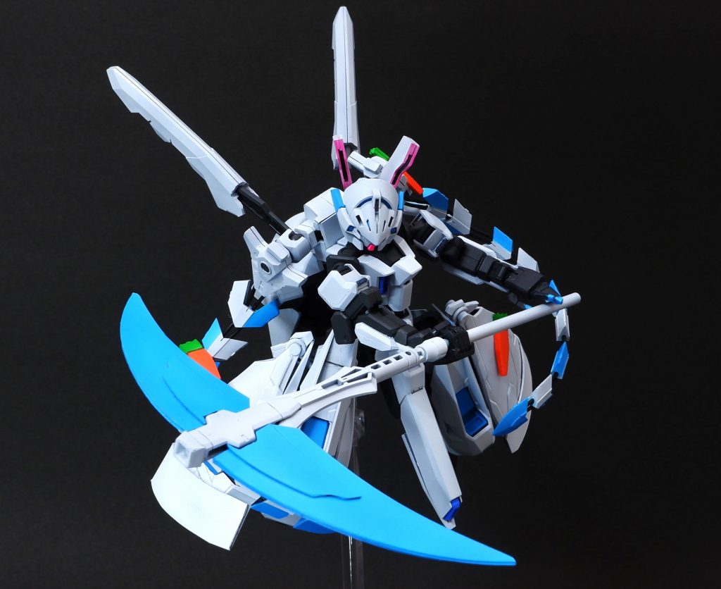 武装はダイヤのつるはしです。ペコダムというMEMEがマイクラによるものが大きいかなと思ったので武器として採用しました。