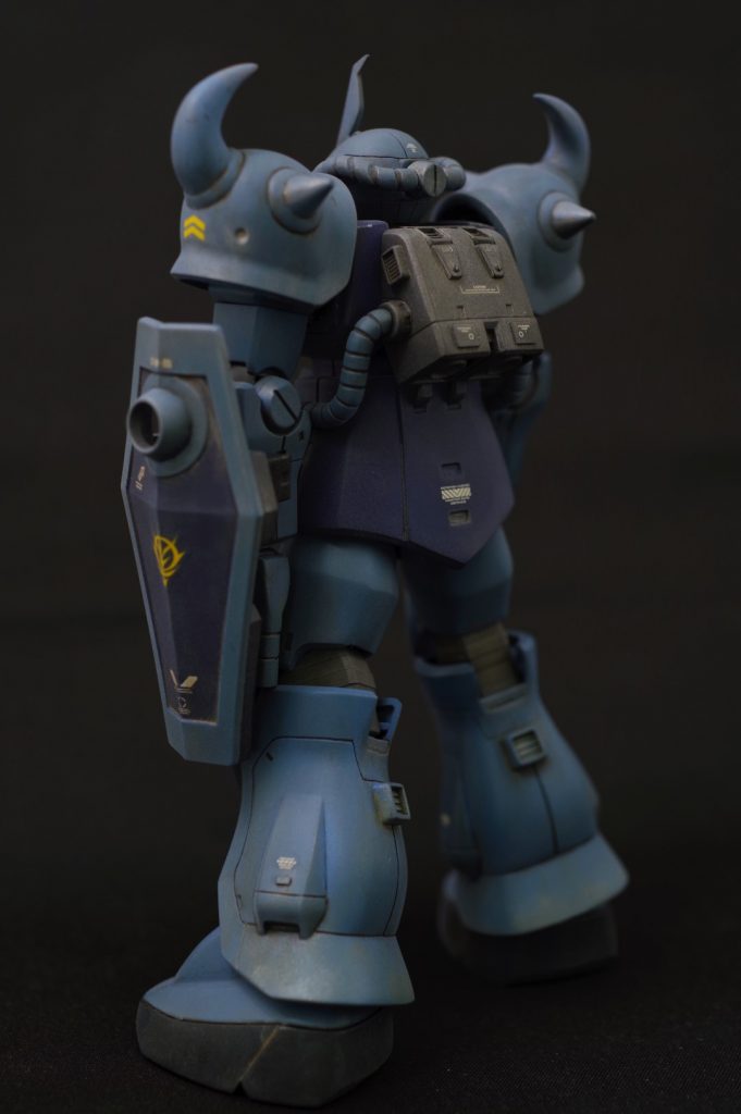 ランドセルとふくらはぎはドレスアップパーツで手を加えました。 荒野で戦うグフをイメージして、土埃で汚れている感じにしました。