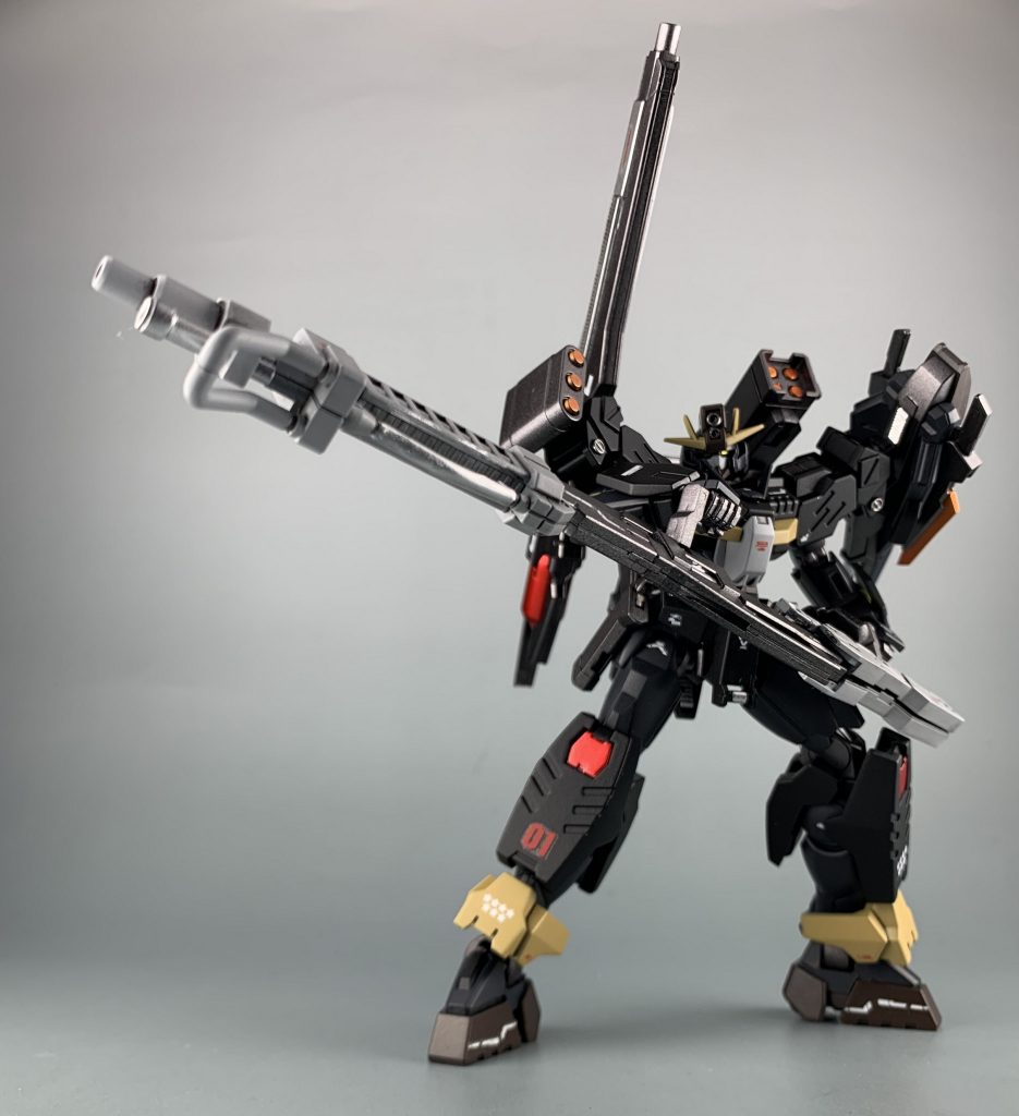 追加したパーツはそれぞれがうまく馴染むようにディテールアップしています。