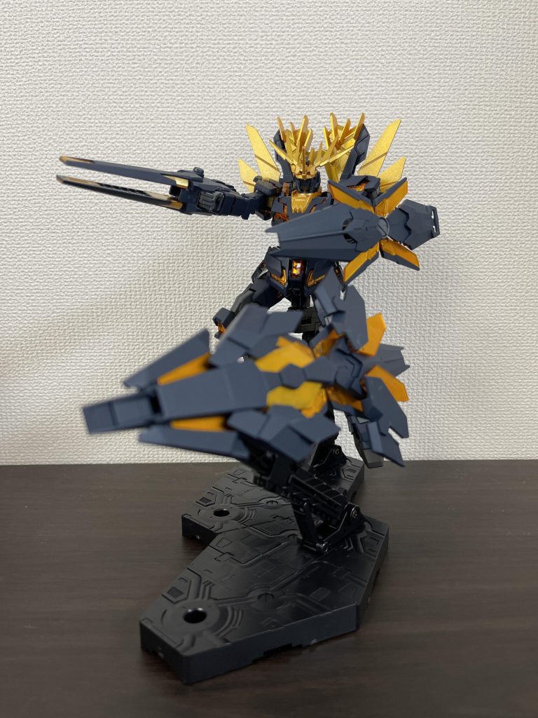 ガンダムマーカーEXのイエローゴールドの発色がよかったのでイメージ通りのバンシィ・ノルンが作成出来ました