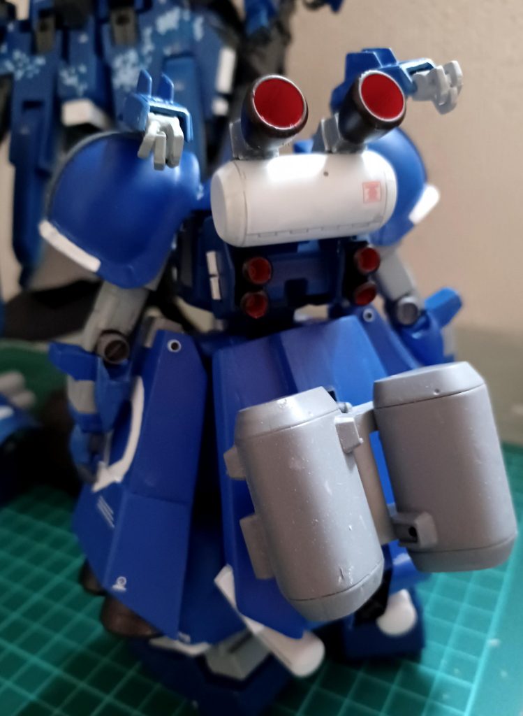 背面は設定画像がないのでほぼ想像です。