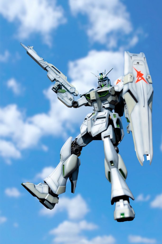 最後に友達に良いカメラで撮影してもらったものをwガンプラってとても楽しいですね!これからも投稿してこうと思いますのでアドバイス等頂けたら嬉しいです!