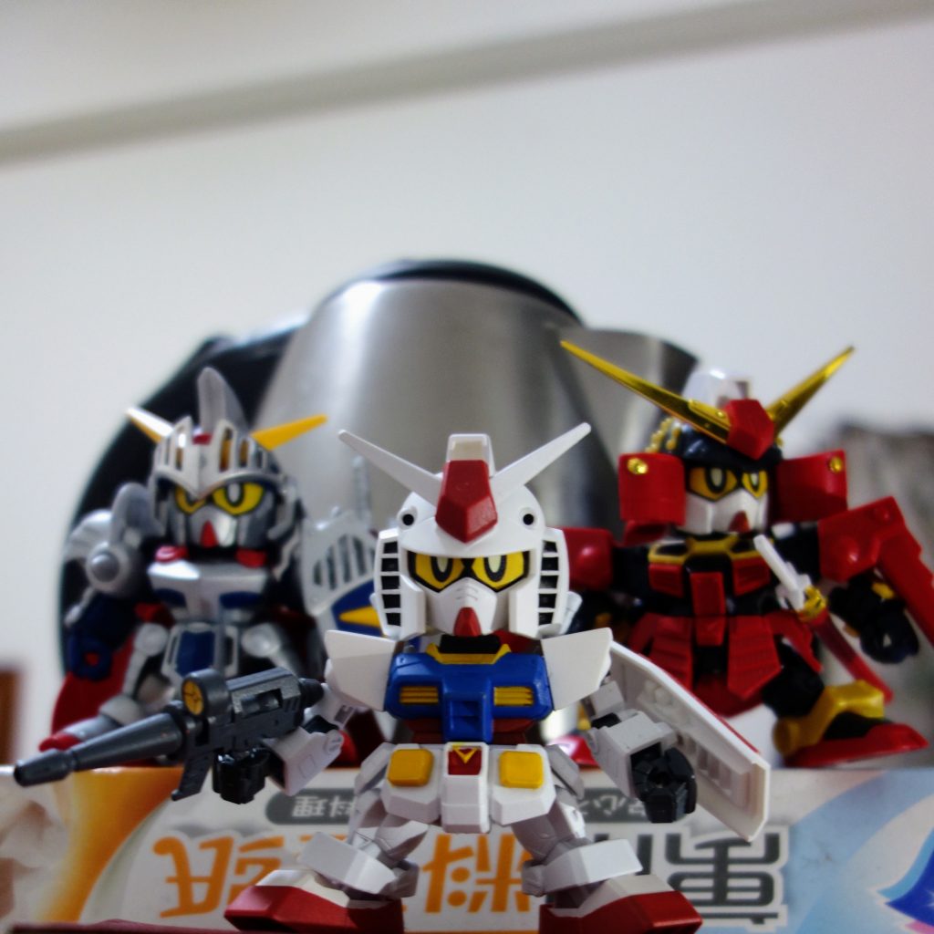 SD RX 78 2 （LEGEND TYPE） GUNDAM–3枚目/制作者：聖文