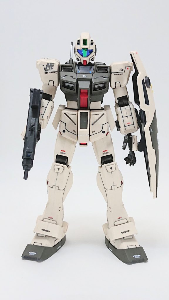 膝下がスッキリし過ぎてたのでランナー削って膝当てと足首保護を追加してみました