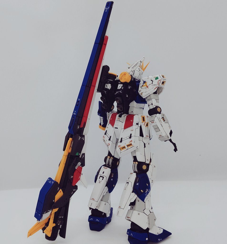 RX-93ff νガンダム–2枚目/制作者：yu_kisaragi