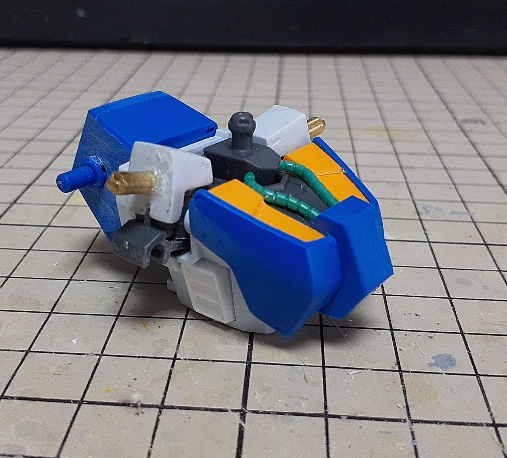 また、仮組みするときに、脆い芯のパーツを３ｍｍの真鍮線に変えておきました。（なお重くなった模様）