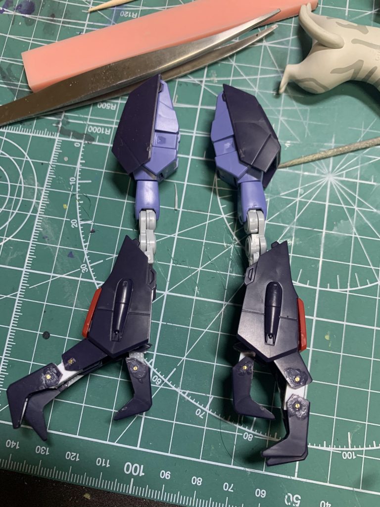 メッサーラの爪も稼働できるよう加工