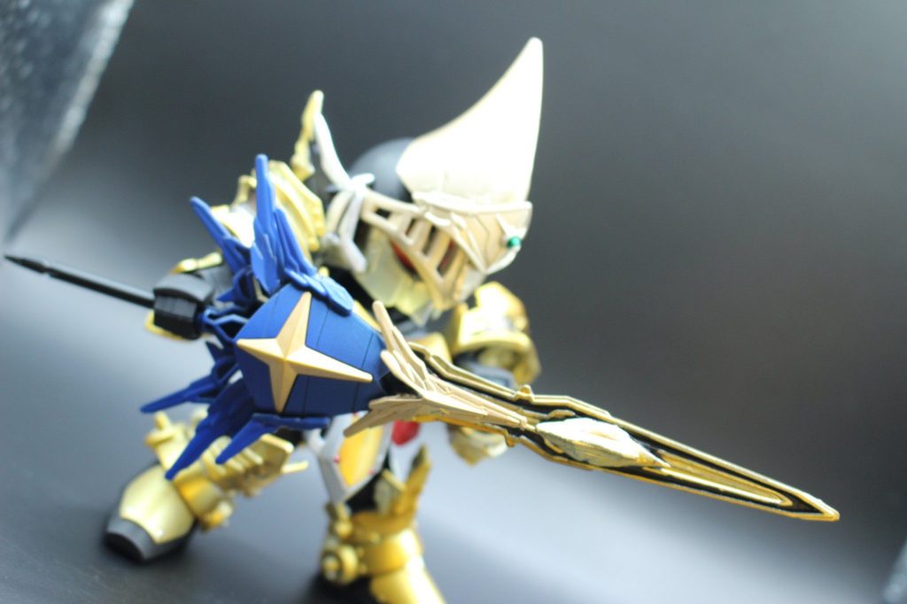 アーサーガンダムMk-Ⅲ 剣王の装(キングフォーム)–6枚目/制作者:メイジン・ミハラ