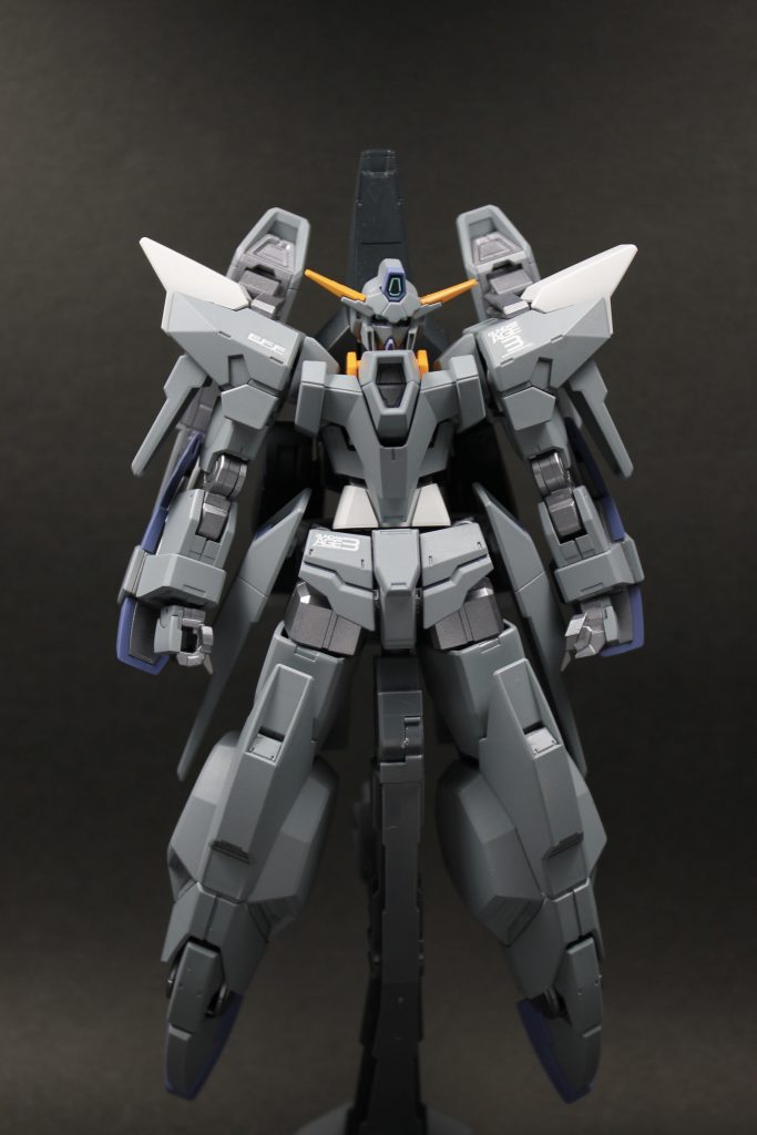 武器無し、フロントビュー。フレームはガイアのフレームメタリックで塗装し、メタルロボット魂風を目指してます。