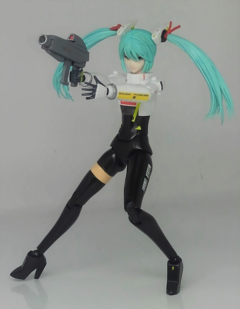 モビルドールメイはかなり前に作ったことがあるんですが、その時に結構苦労しまして、それ以来苦手なキットというイメージを持っておりました。ですが、今回久しぶりに作ってみたところ、素晴らしいキットだと見直しましたｗ　バンダイだから安いですしね。今更ですがおすすめですｗ