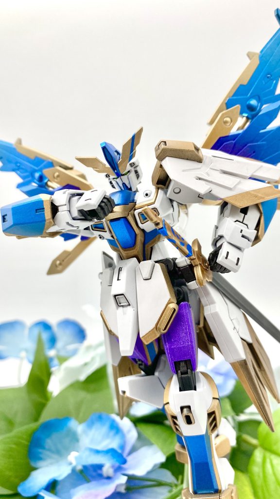 背景に花を添えてみましたwこう見ると蝶のようですね