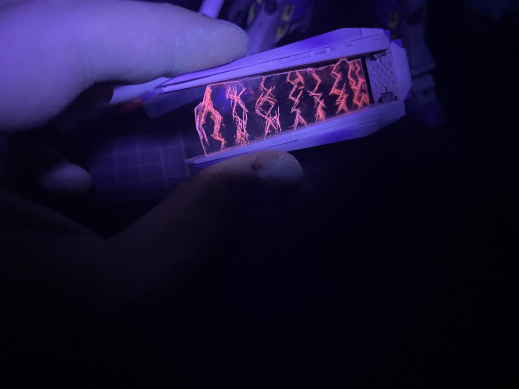 RG Hi-νガンダム–5枚目/制作者：ろく