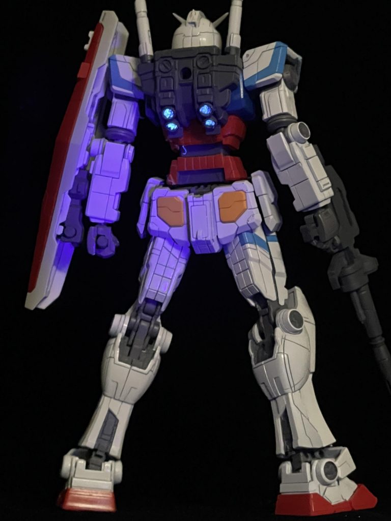 ブラックライト、後ろ。以上です。ご覧いただき、ありがとうございました。