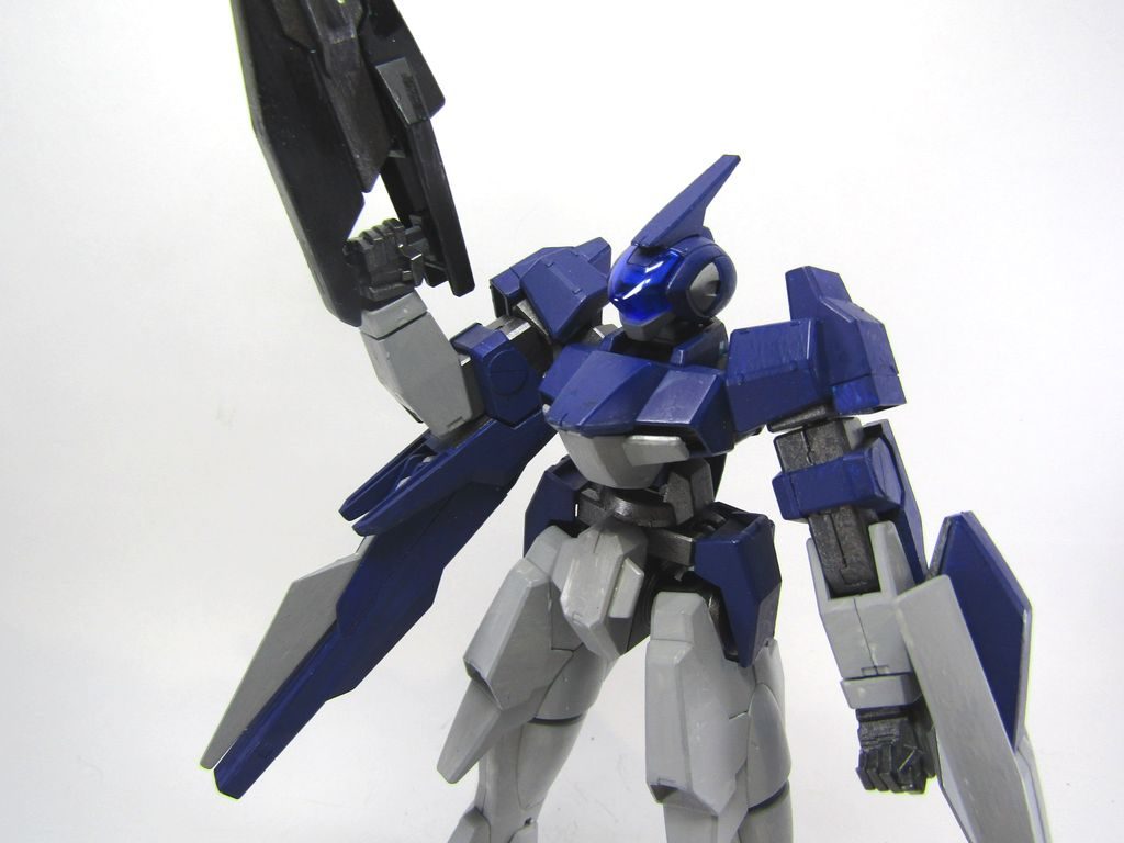 シンプルな変形ですが、クランシェカスタムかっこいいです。