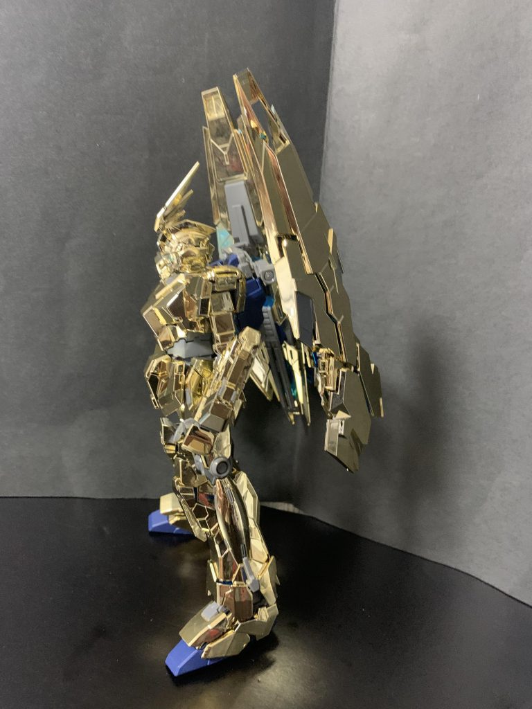 メッキなのに全てアンダーゲートじゃなくてゲート跡の処理が大変でした