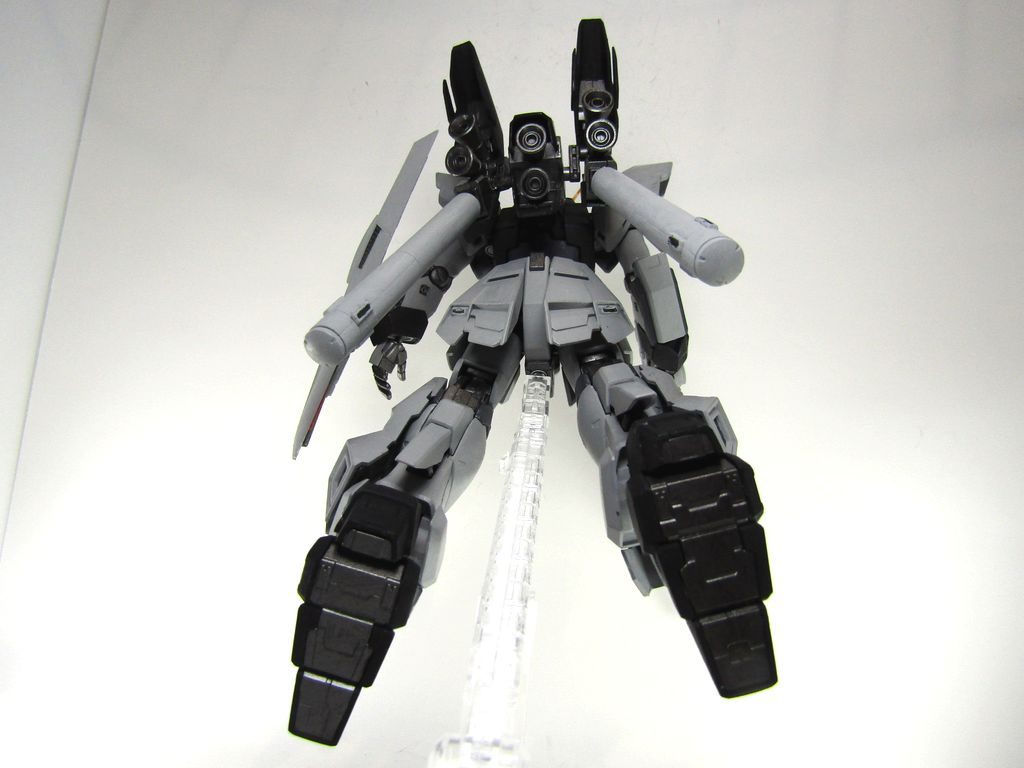 超加速とサイコフレームを利用しての超反応。恐らくアムロが機体に欲していたものではないかと。