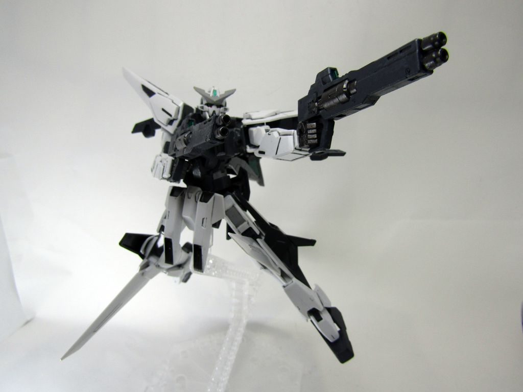 ハンドミサイルをパージ。