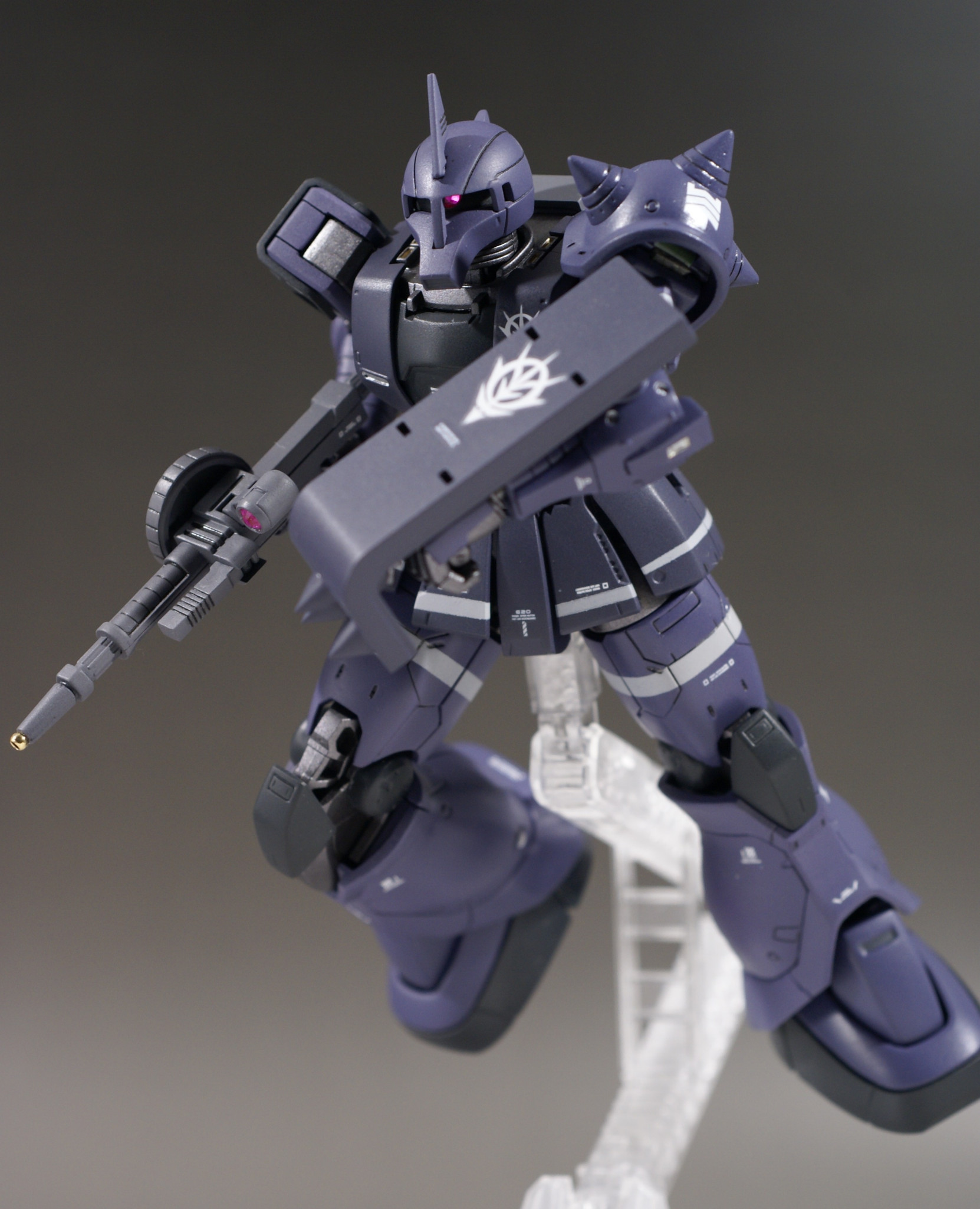 HG1/144 ザクI エリク・ブランケ機｜A-ディジェさんのガンプラ作品