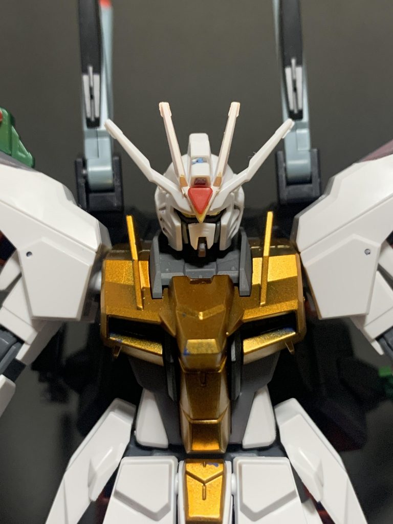 他も一部メタリックオレンジにしながら、それ以外はつや消しを噴きました。全てガンダムマーカーエアブラシシステムを使いました。