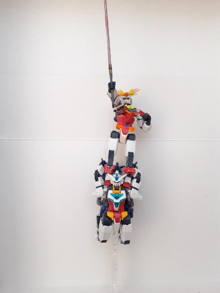 少しぐらいだったら、コアガンダムは乗せれます。