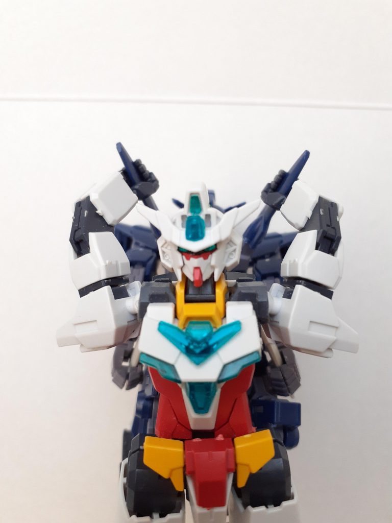 構成は、前がコアガンダムIIで、