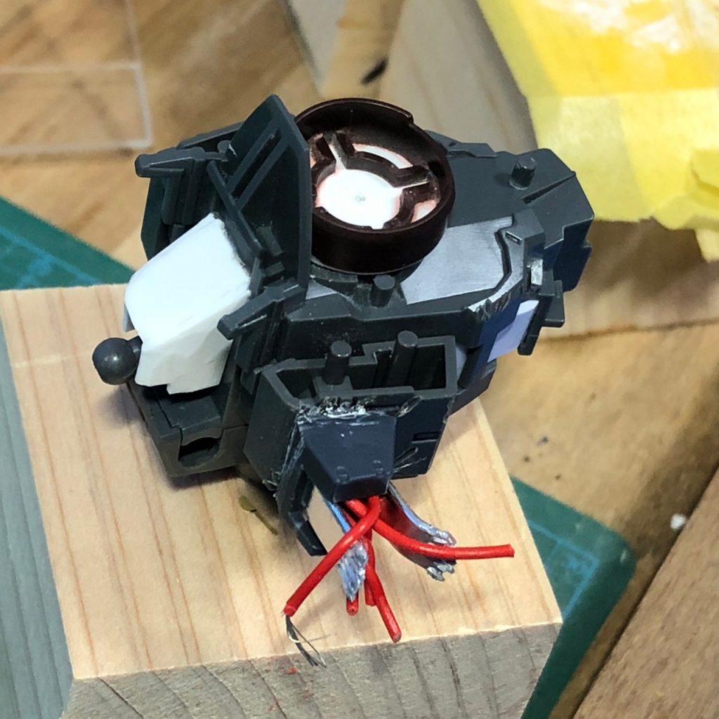 ガンダムキュリオス／半壊–9枚目/制作者：Abuu