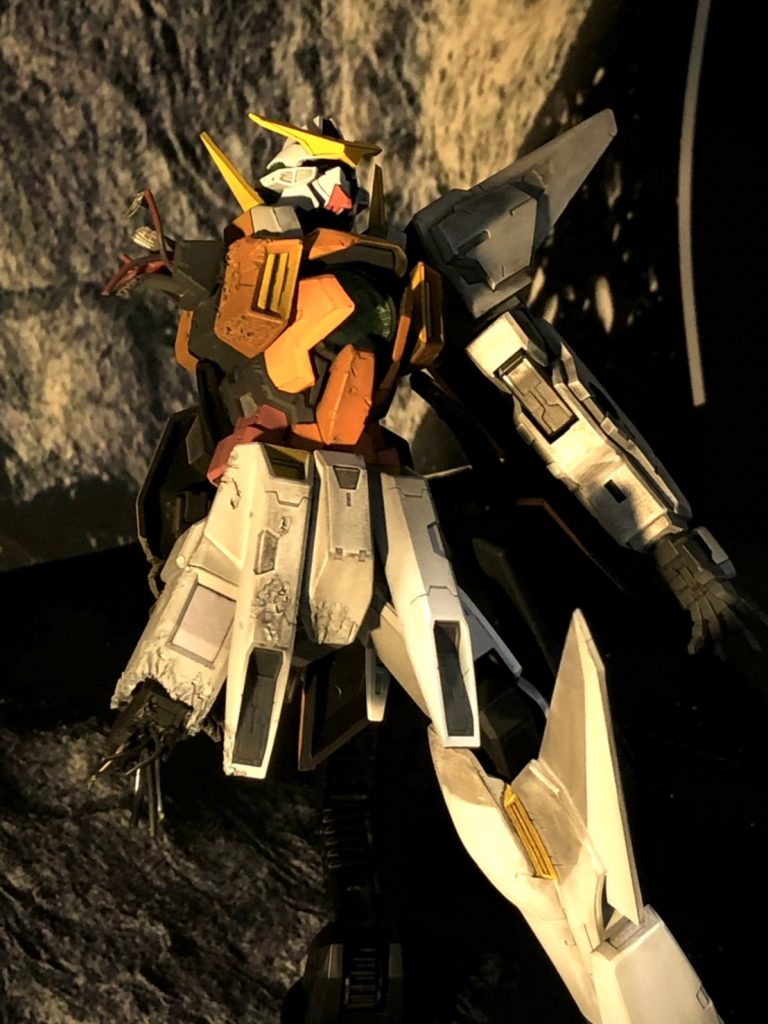 キュリオス最後の戦闘シーンはアツいですよね。そして敗れ朽ちゆくガンダムもまた良い。