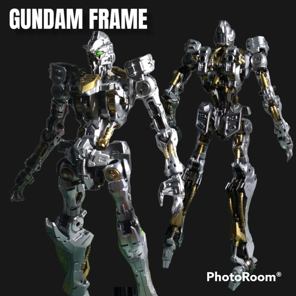 ガンダムフレームは、金属色のシルバー、ゴールド、ガンメタルで塗り分けました。メインに使ったシルバーが、クリア素材の下できらめき、引き立てます。✨✨