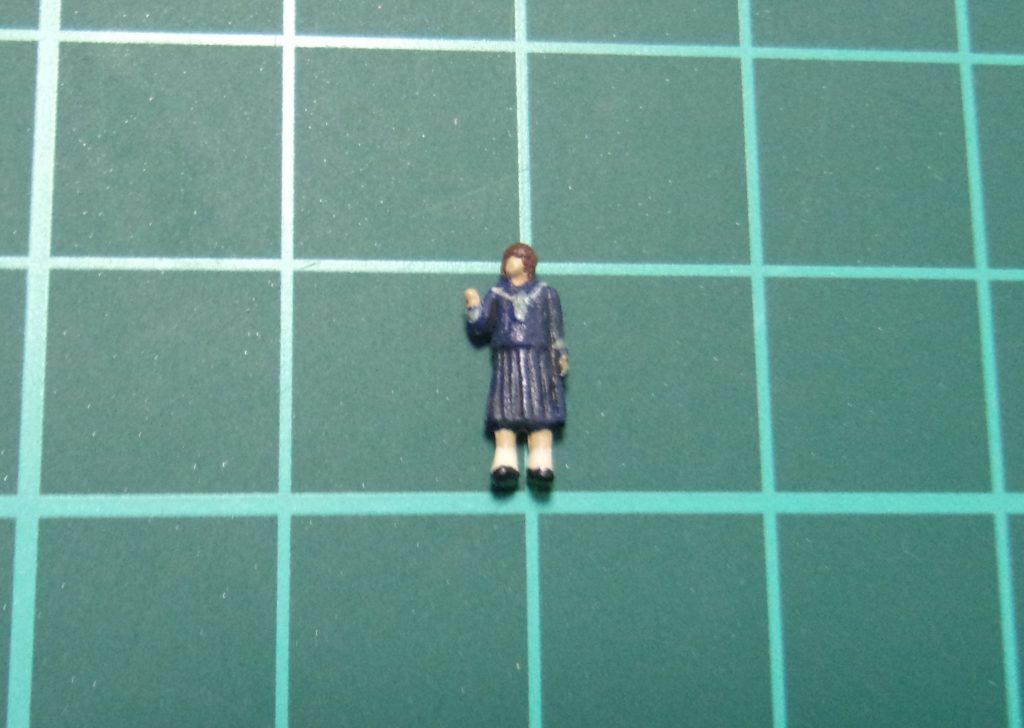 一応主役なので彼女だけ小改造とリペイントをしています。