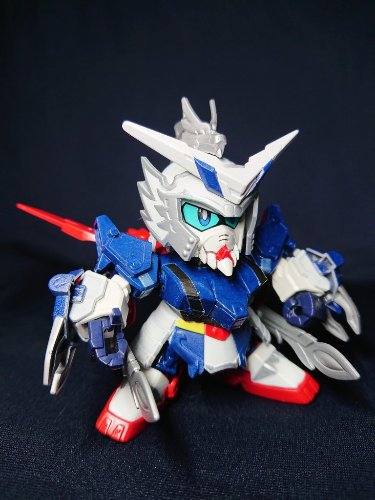 グラストロランチャーとなる武器パックパックを装備したフルグランサ形態。なお、逆にグランサ時から装甲をパージし、ノーマルのAGE-1にすることはできません。