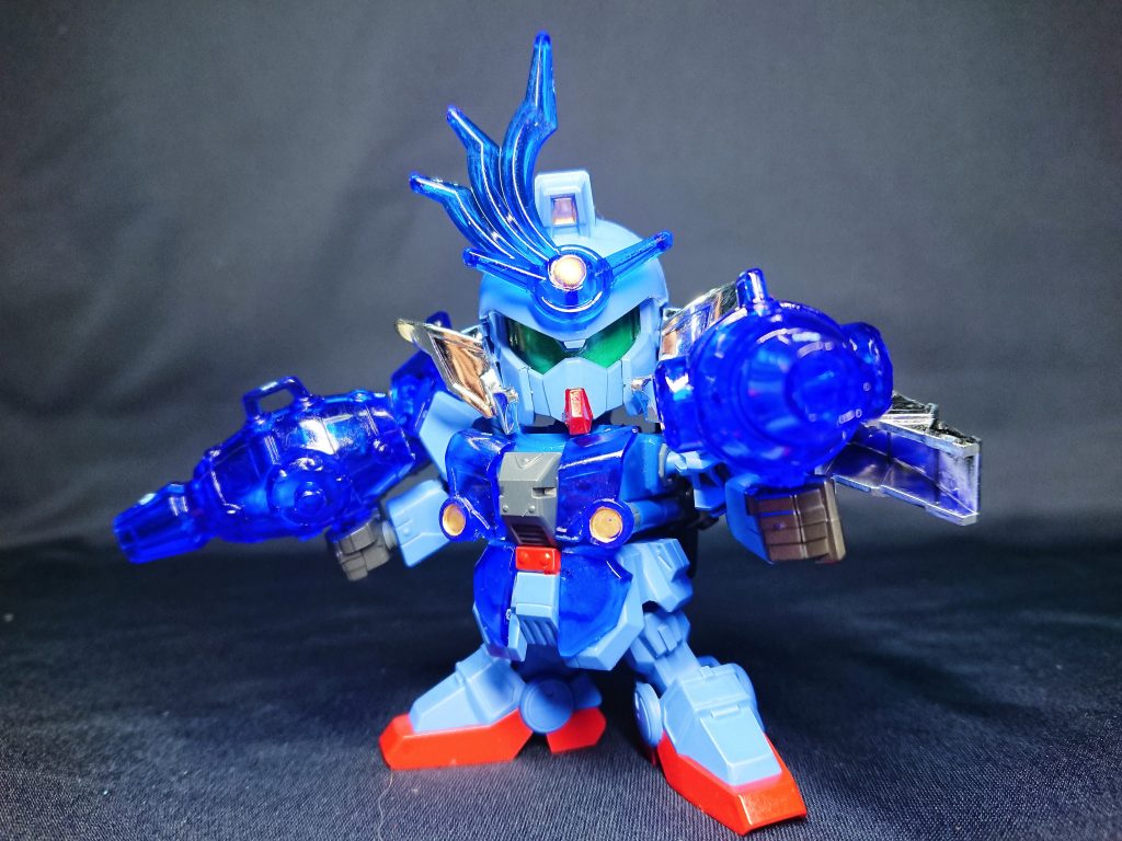 懸架のため持ち手部分はキットそのままとなり、三国伝の拳ではグスグスなのは仕方なし。塗装自体もかなりシンプルですが、そこがまたカッコいいキットだと思います。